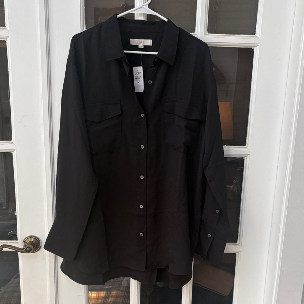LOFT Black Women’s Casual Button Down Shirt